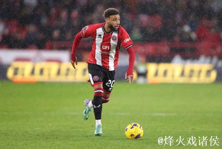 英超第17轮裁判名单:布鲁克斯执法热刺战利物浦,奥利弗担任曼联比赛裁判 英超第17轮裁判名单:布鲁克斯执法热刺战利物浦,奥利弗担任曼联比赛裁判