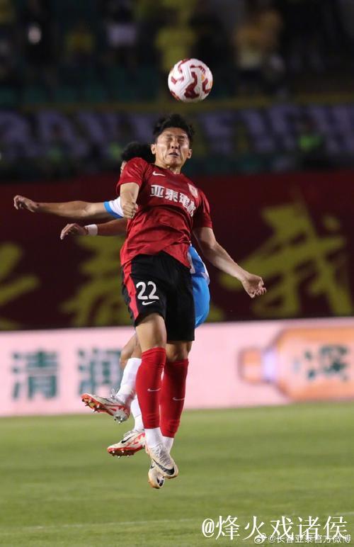 中超-里切利建功 青岛西海岸险胜长春亚泰 中超-里切利建功 青岛西海岸险胜长春亚泰